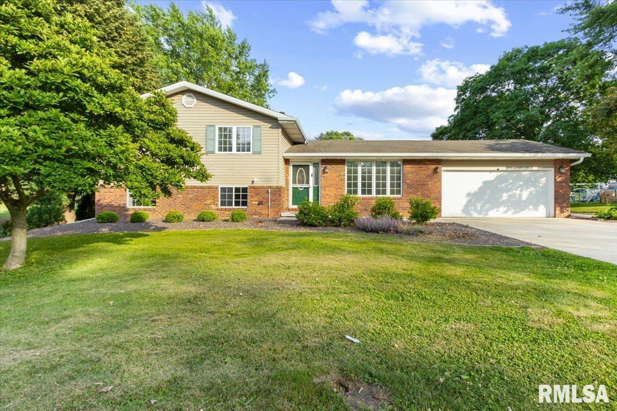 Property Photo: 148 Dutch Lane IL 61548