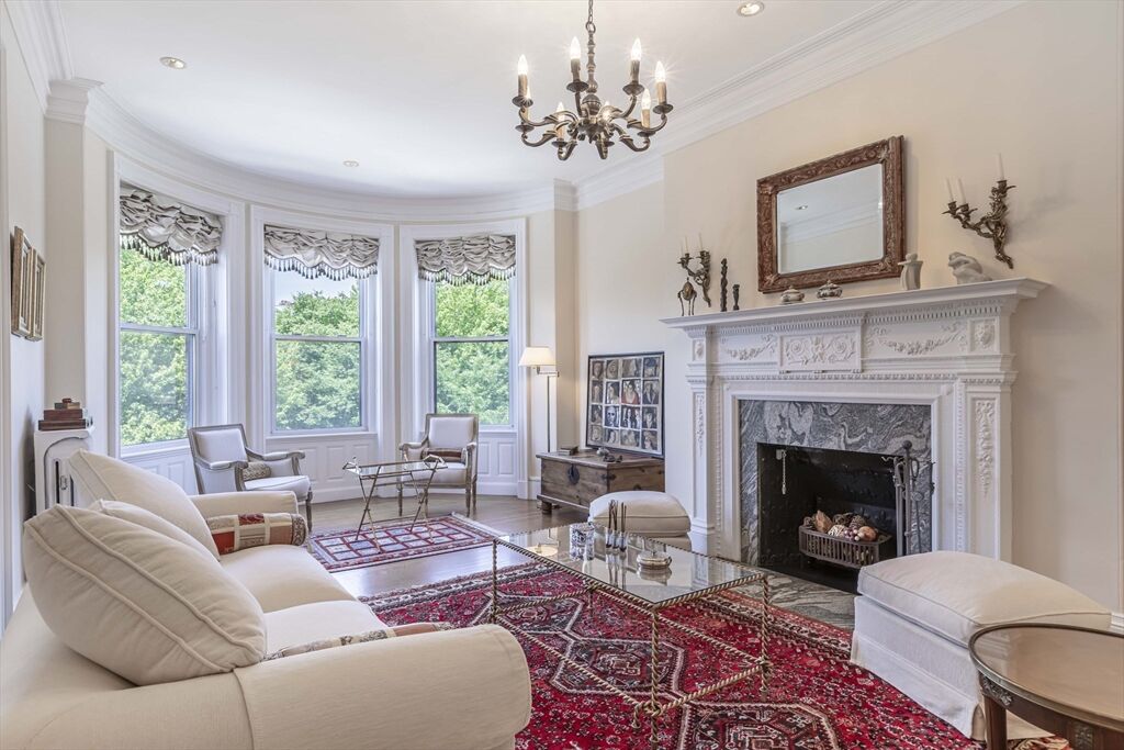 Property Photo: 308 Commonwealth Ave Unit G MA 02115