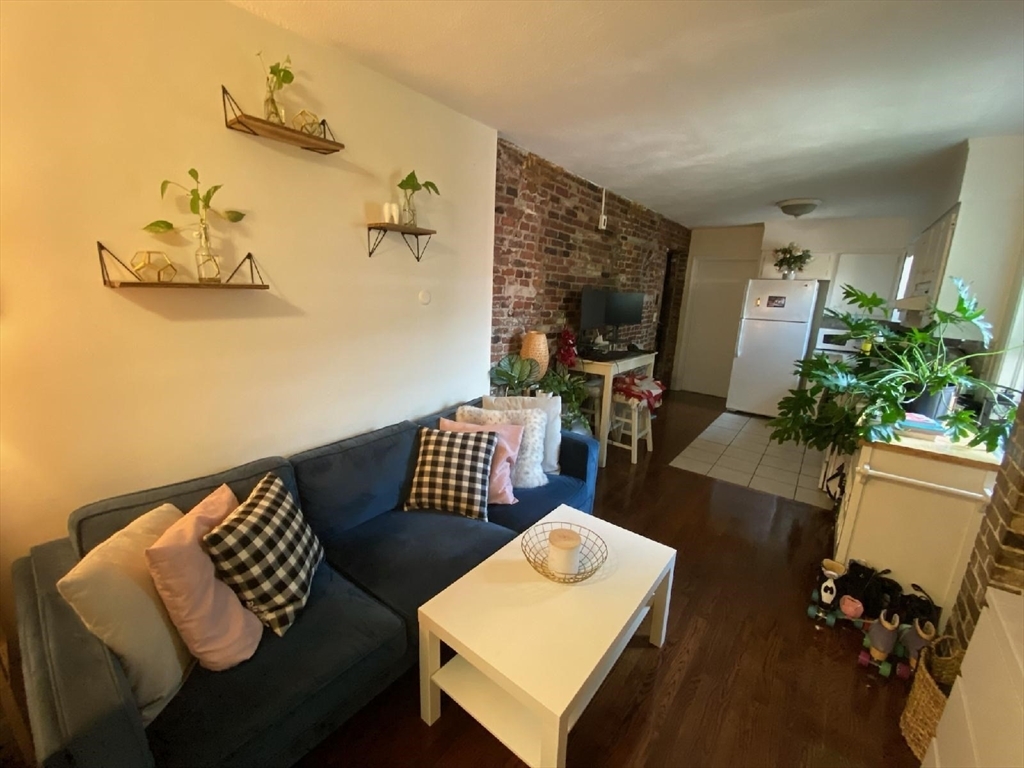 Property Photo: 96 Tyler Street 6C MA 02111