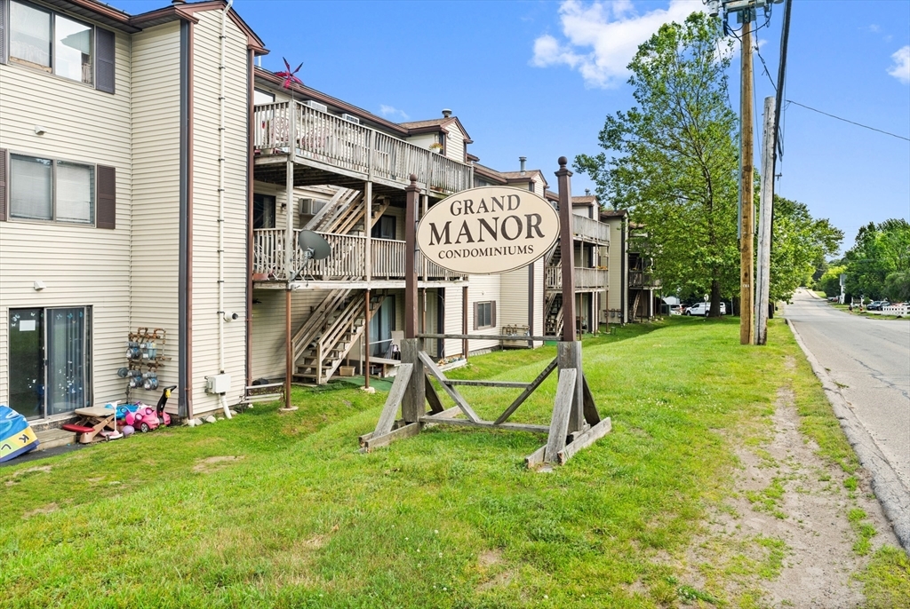 Property Photo:  271 Humphrey St H2  MA 01850 
