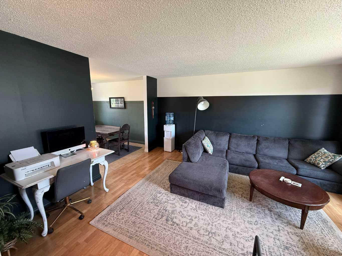 Property Photo:  132 Maple Drive  AB T7V 1N5 