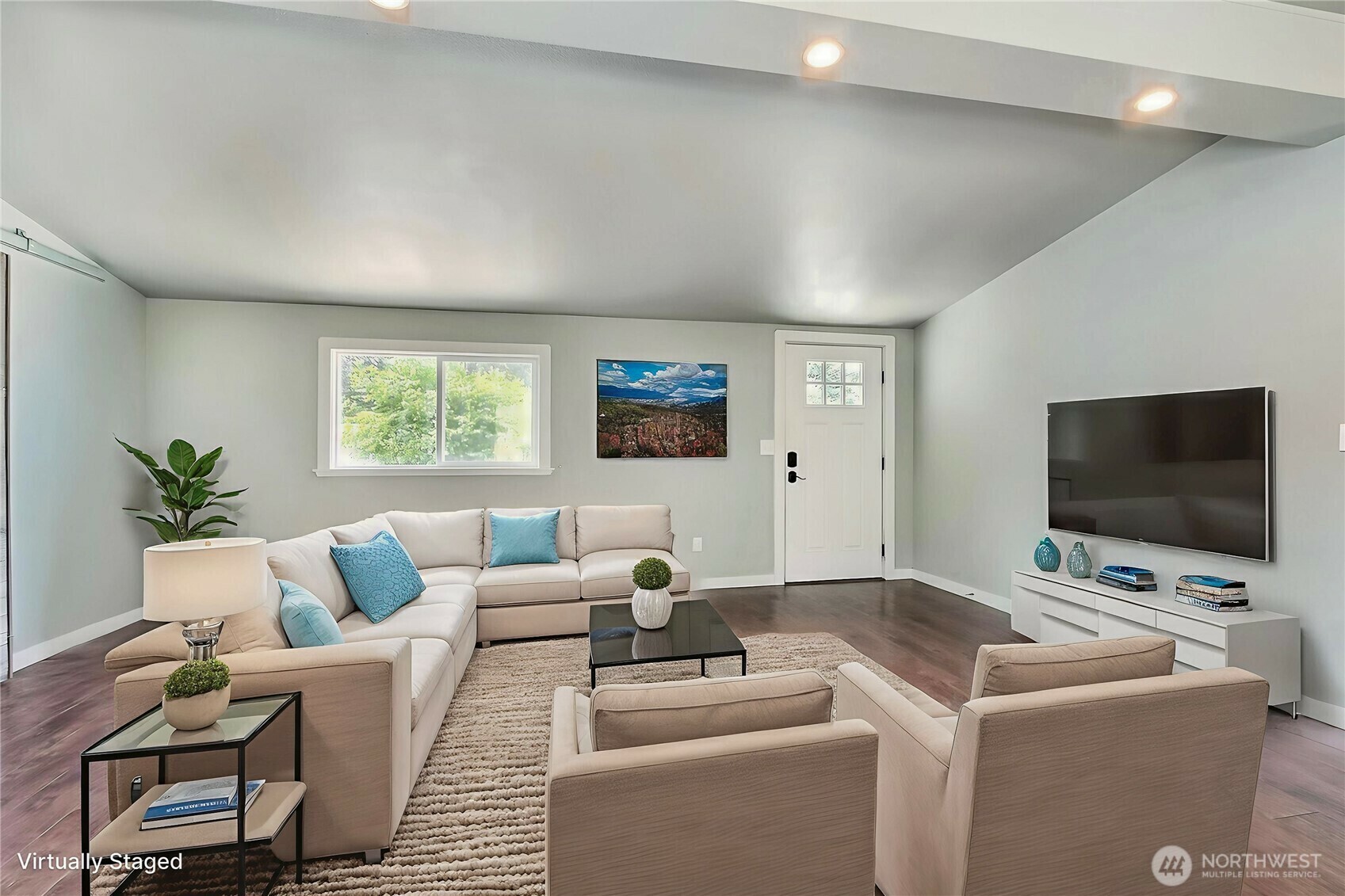 Property Photo: 8105 Oakridge Drive SW WA 98498