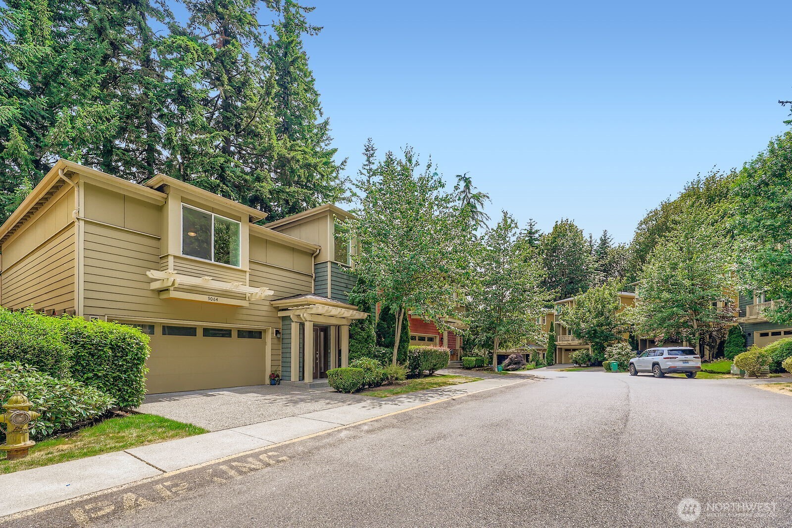 Property Photo: 9064 177th Place NE WA 98052