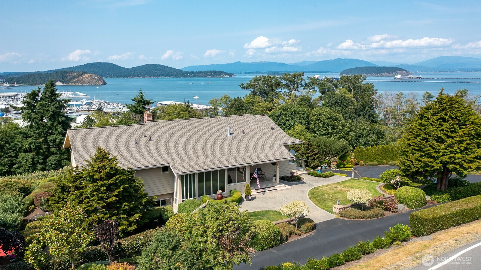 Property Photo: 410 38th Street WA 98221