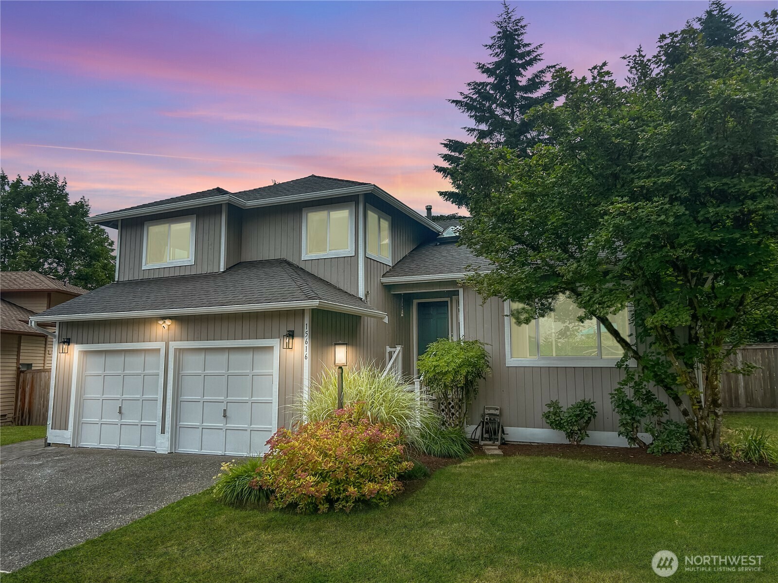 Property Photo: 15616 160th Court SE WA 98058