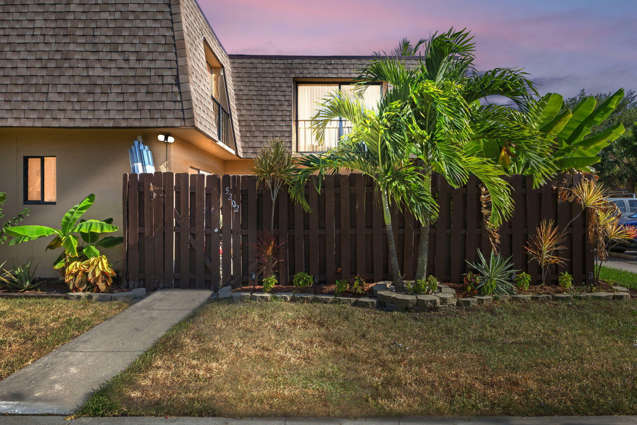 Property Photo: 5202 Waterview Circle FL 33461