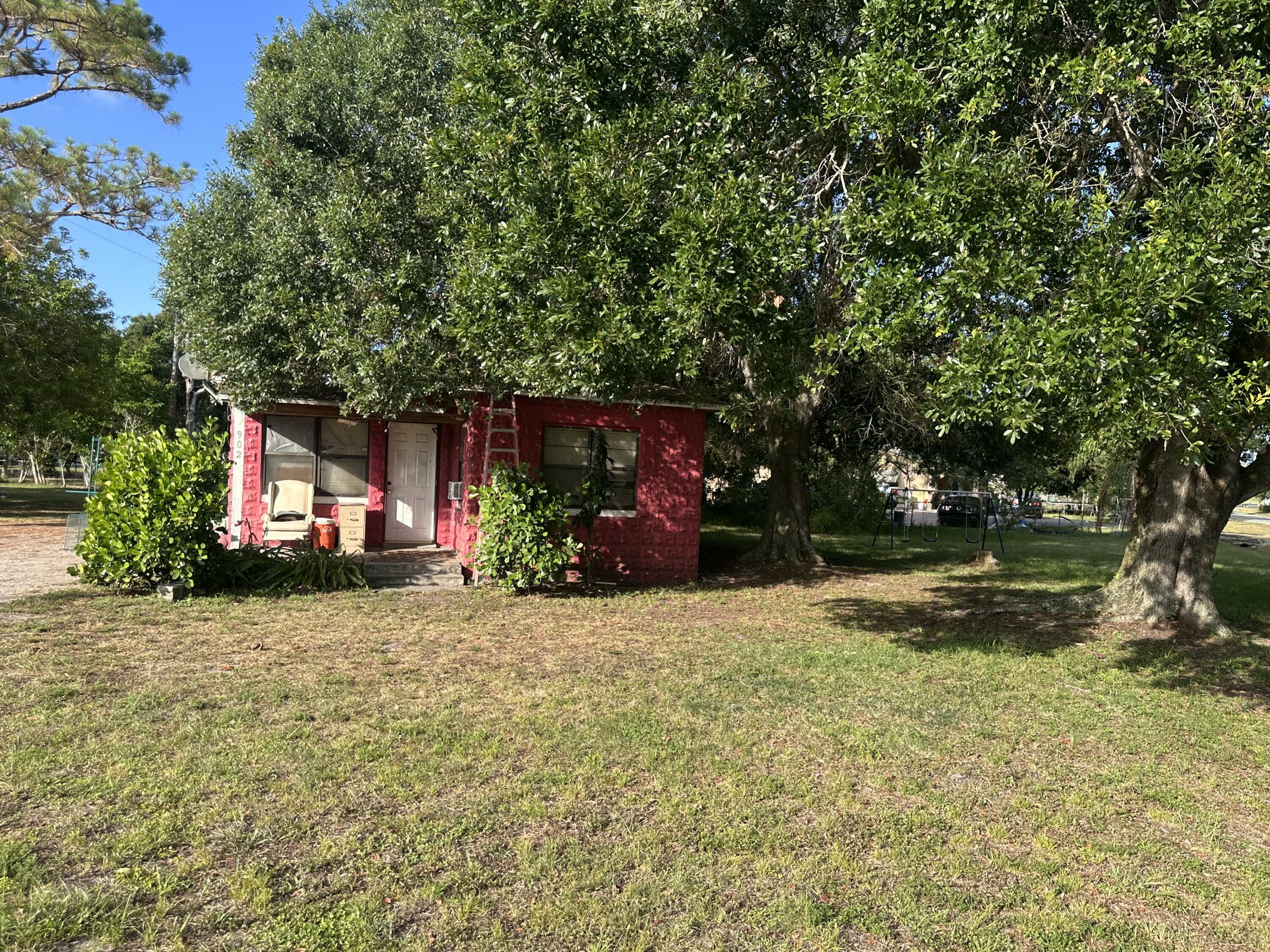 Property Photo:  902 Angle Road  FL 34950 