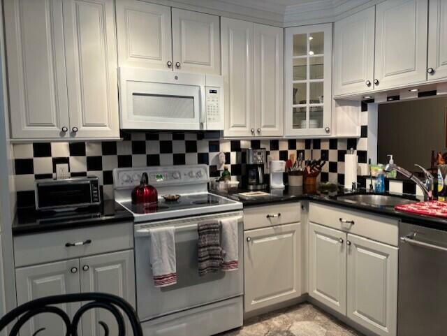 Property Photo: 15234 Lakes Of Delray Boulevard 276 FL 33484