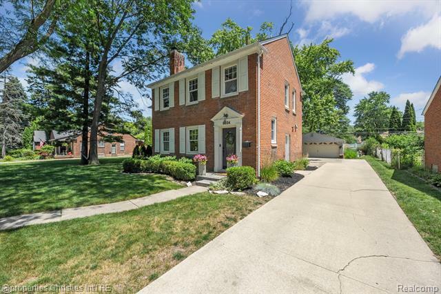 Property Photo: 9824 Arden Street MI 48150