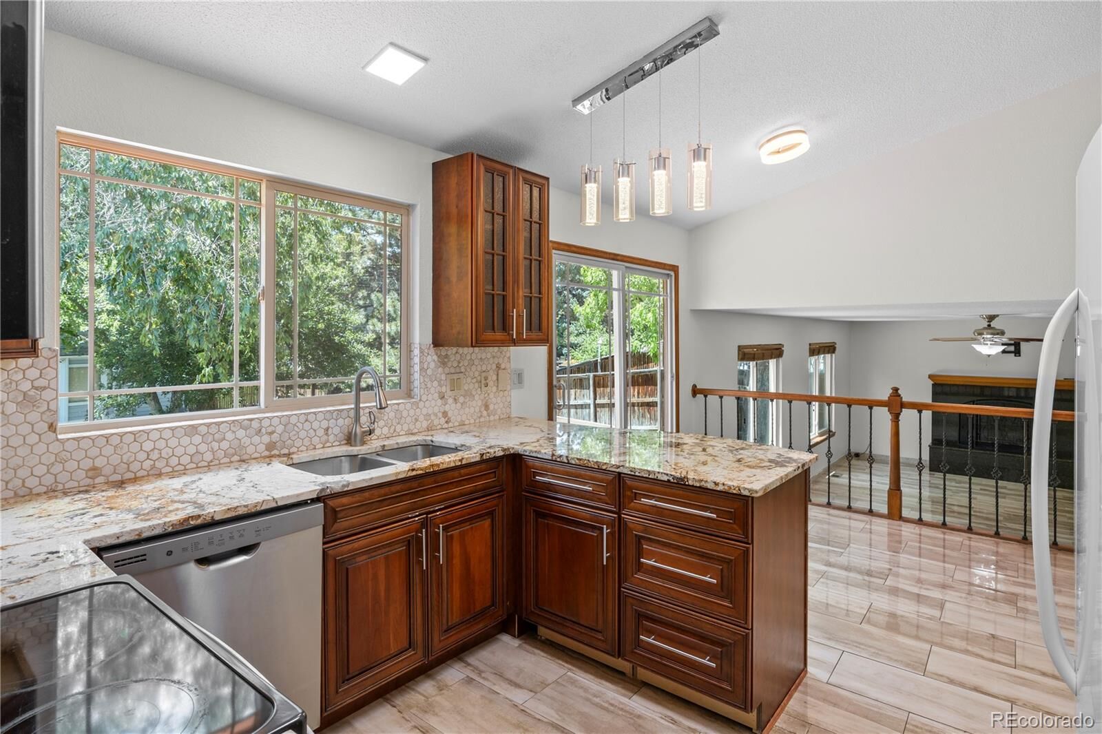 Property Photo: 8725 Meadowlark Circle CO 80126