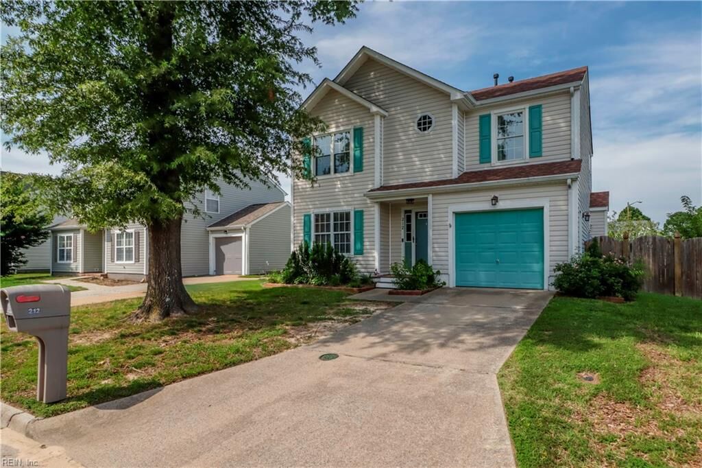 Property Photo: 212 Archers Dr VA 23434