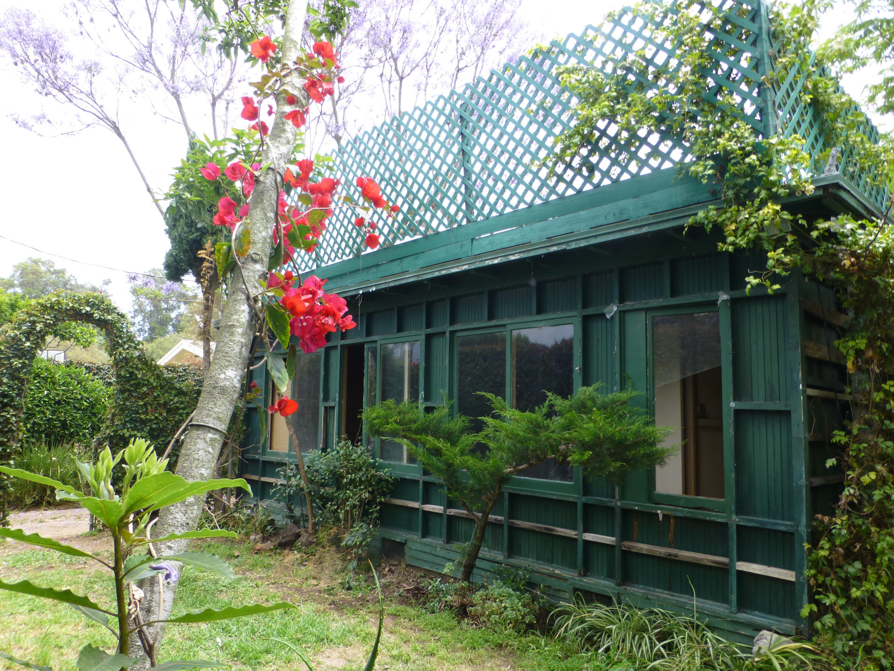 Property Photo:  519 W Valerio Street  CA 93101 