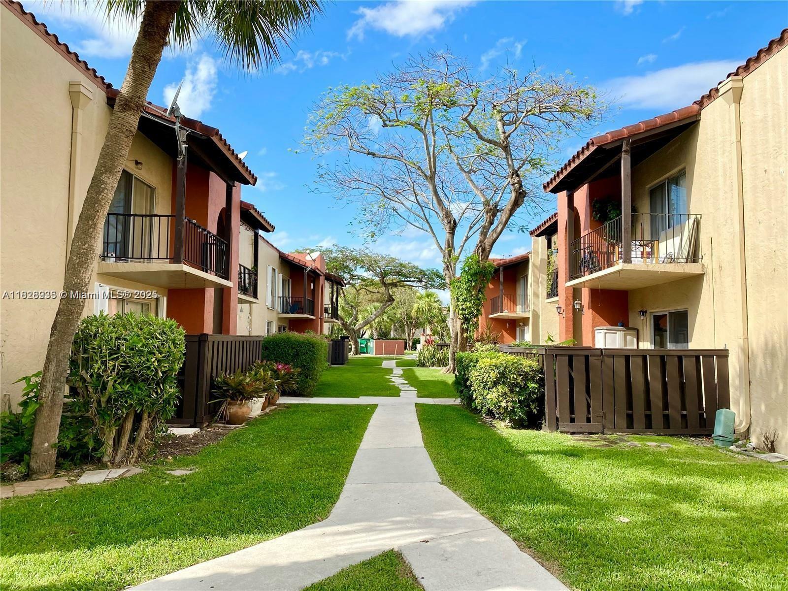 10794 N Kendall Dr B6  Miami FL 33176 photo