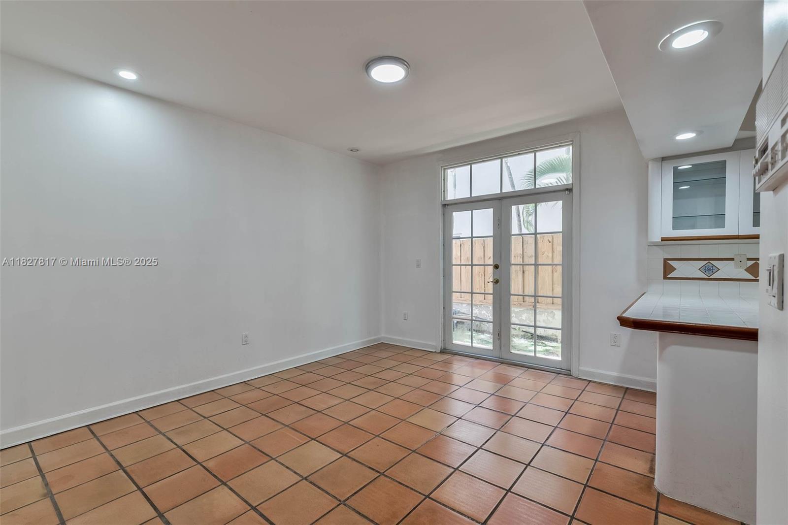 Property Photo: 3136 Virginia St FL 33133