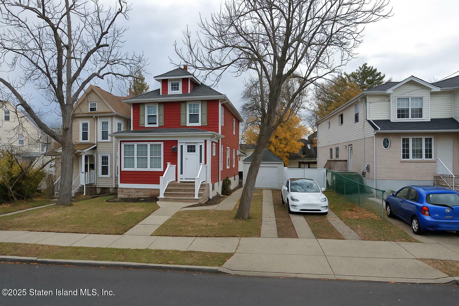 Property Photo: 73 South Avenue NY 10303