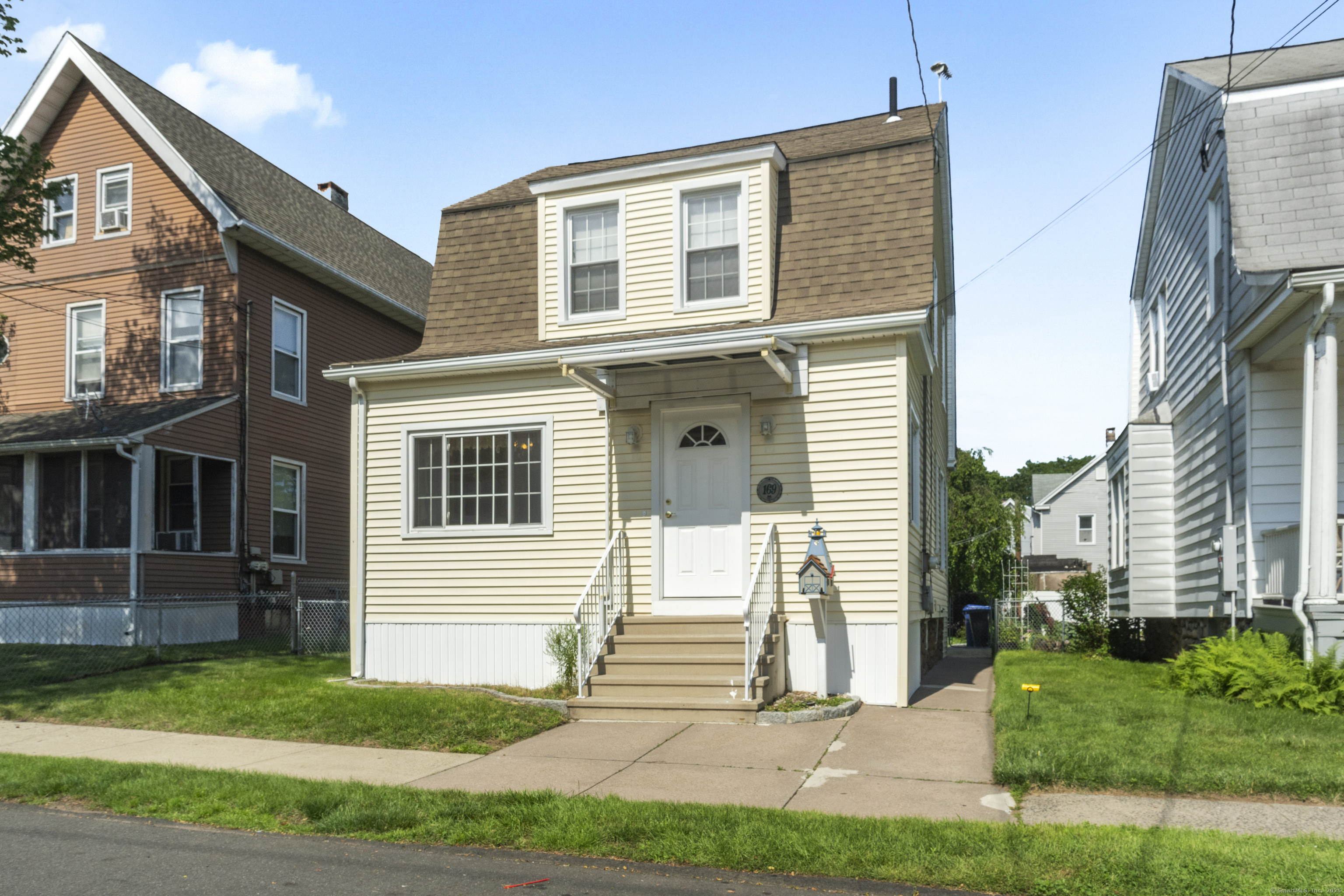 169 Peck Avenue  West Haven CT 06516 photo