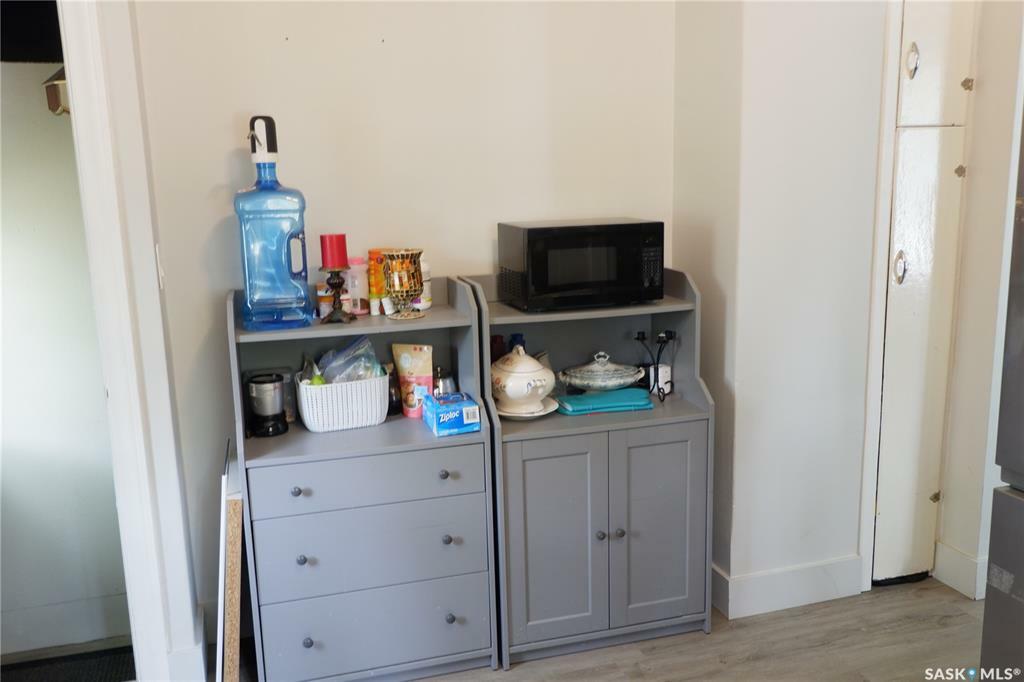 Property Photo: 318 4th Avenue W SK S0H 0B0