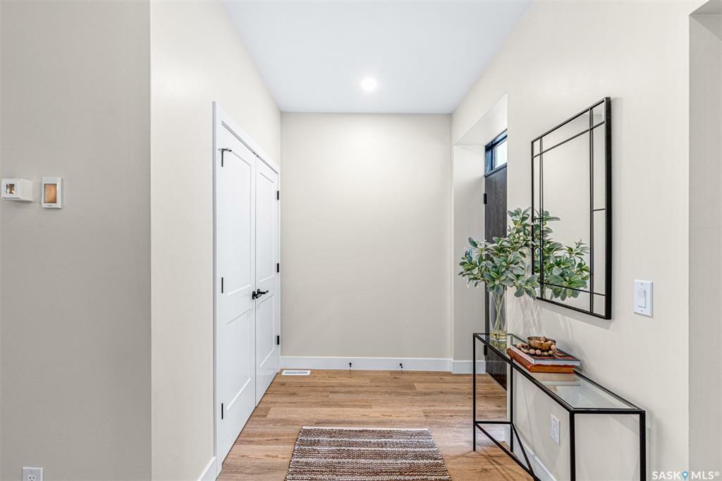 Photo de la propriété: 104 Barrett Street SK S7W 0Z6