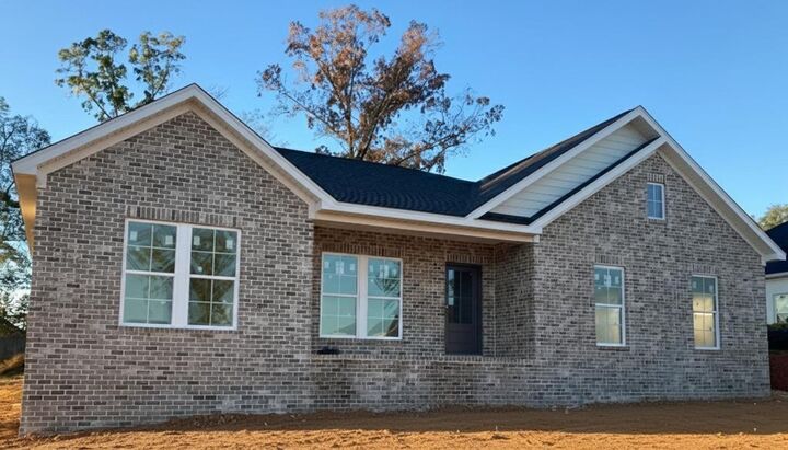 103 Clarksdale  Dothan AL 36305 photo