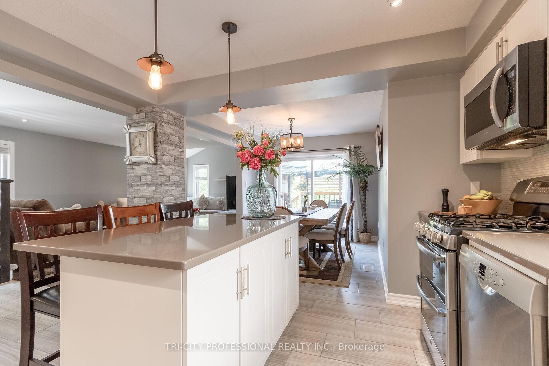 Property Photo: 53 Aberdeen Street ON N1M 0C1