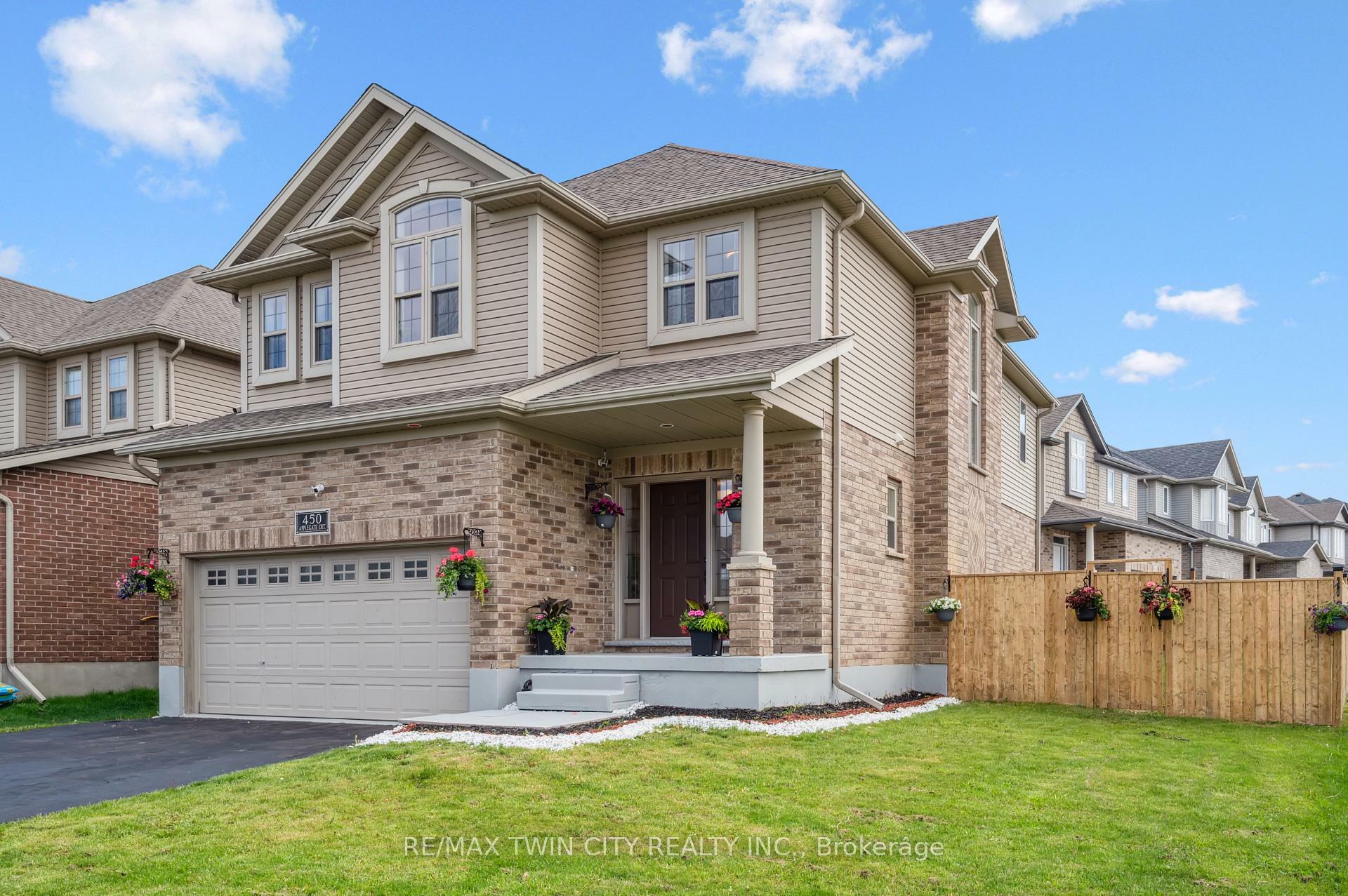 450 Applegate Court  Waterloo ON N2T 0A9 photo