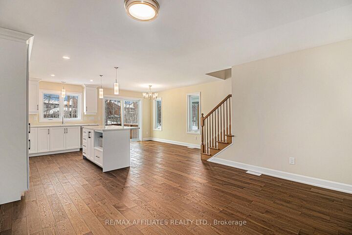 Property Photo: 361 Voyageur Place ON K0A 1W0