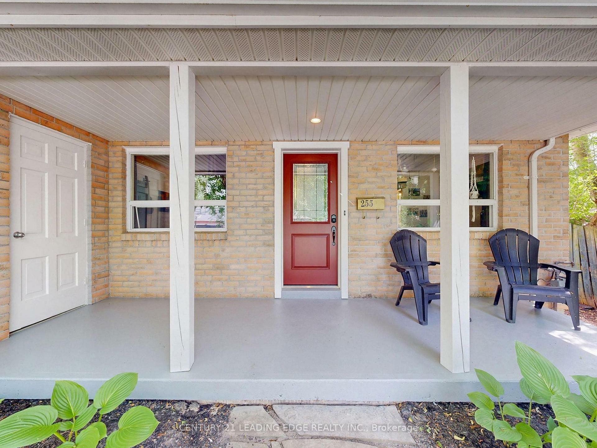Property Photo: 255 Cedarholme Avenue ON L4P 2W5