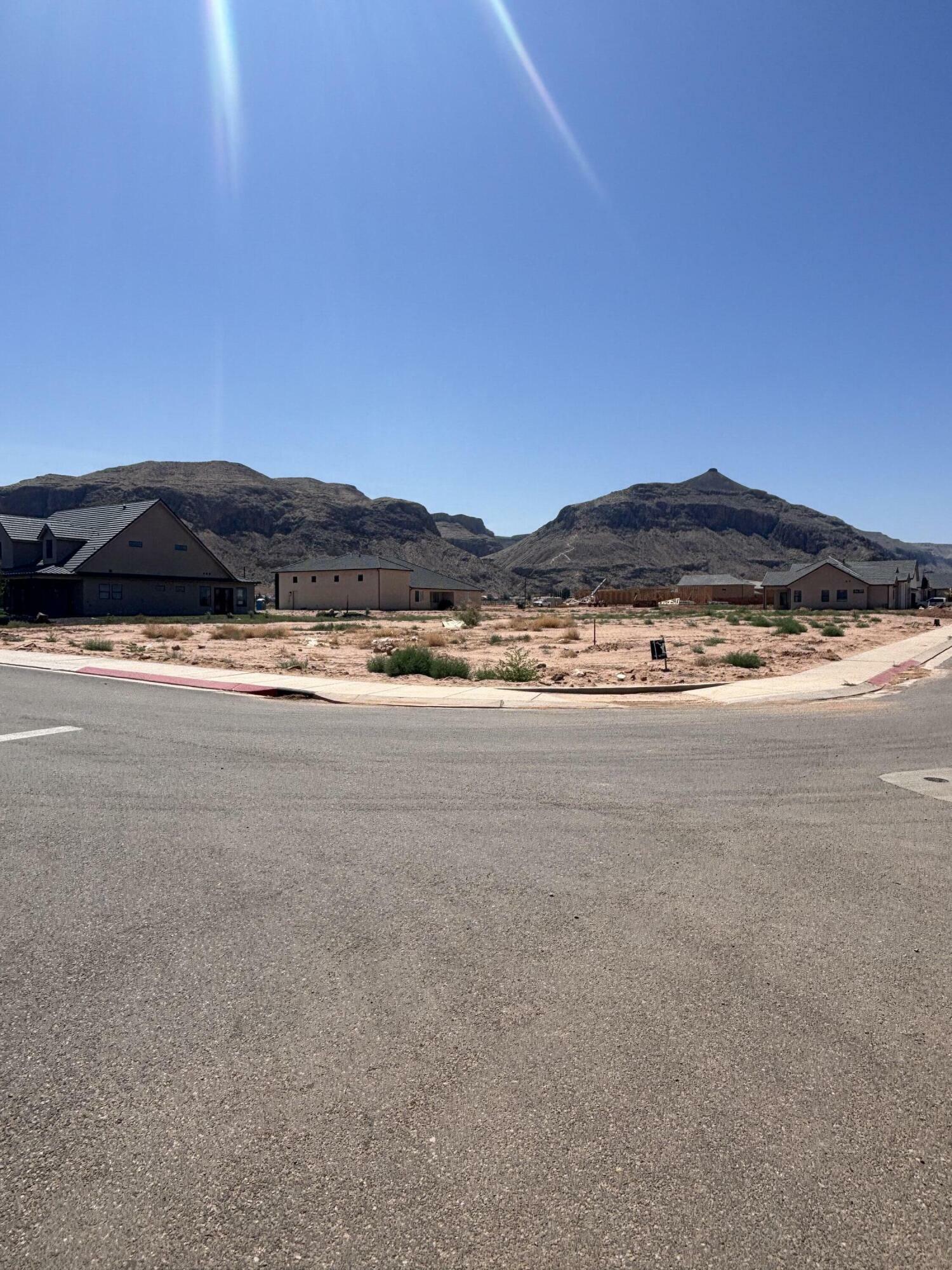 Property Photo:  1815 S 950 W  UT 84737 