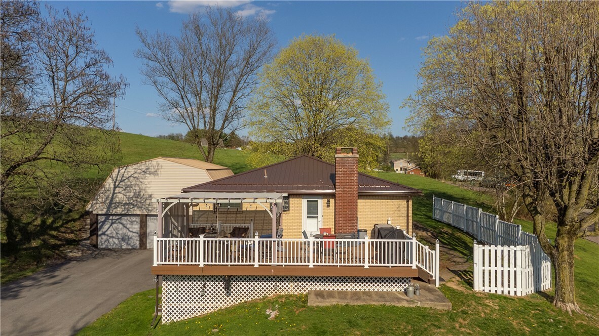 Property Photo: 6096 Kemerer Hollow Rd PA 15632