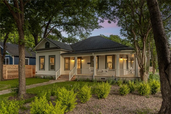 Property Photo:  1701 Willow Street  TX 78702