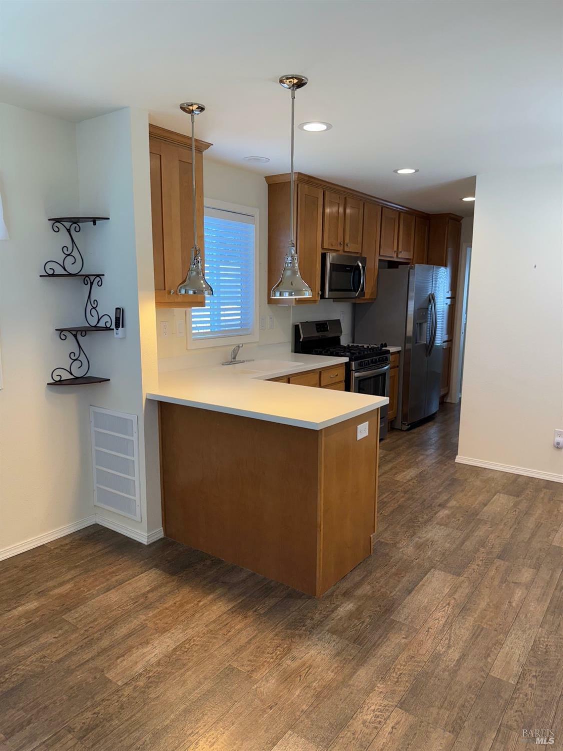 Property Photo: 36 Roundelay Lane CA 95407