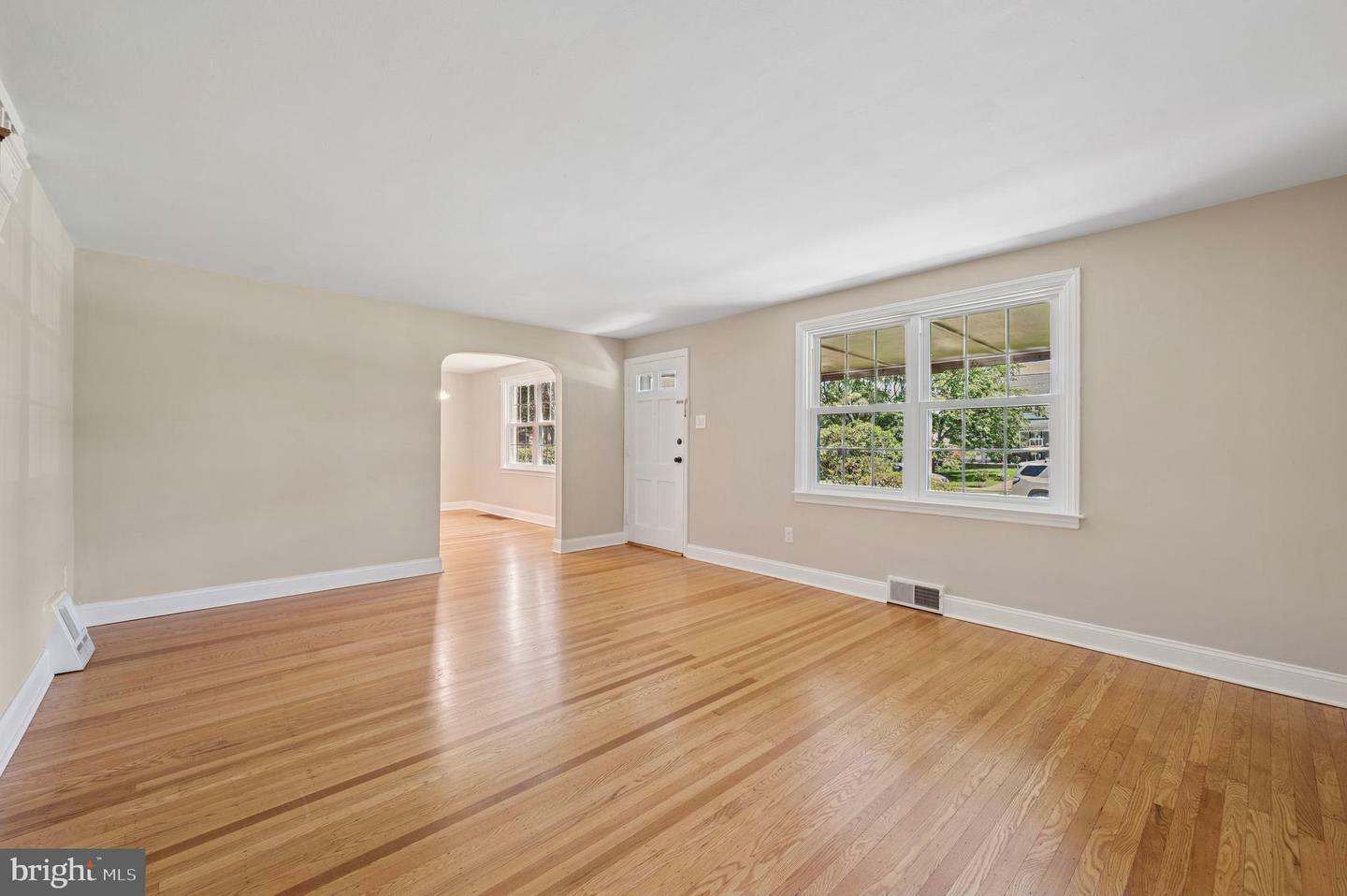 Property Photo: 220 Farnham Road PA 19083
