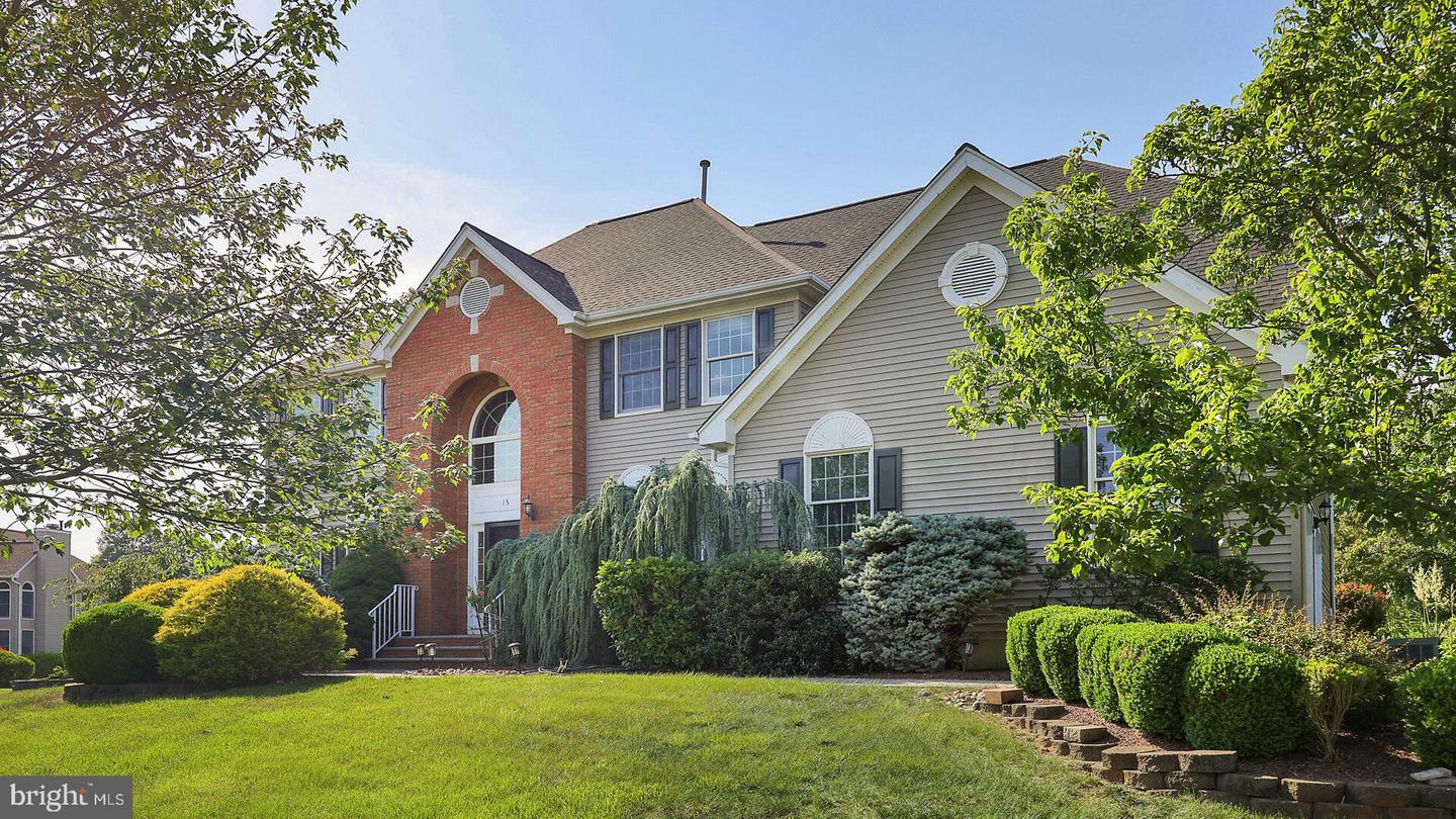 Property Photo: 15 Regents Court NJ 08502