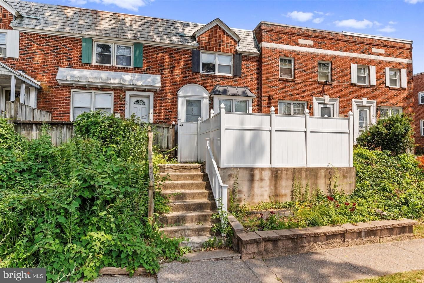 Property Photo: 393 Hale Avenue PA 17104