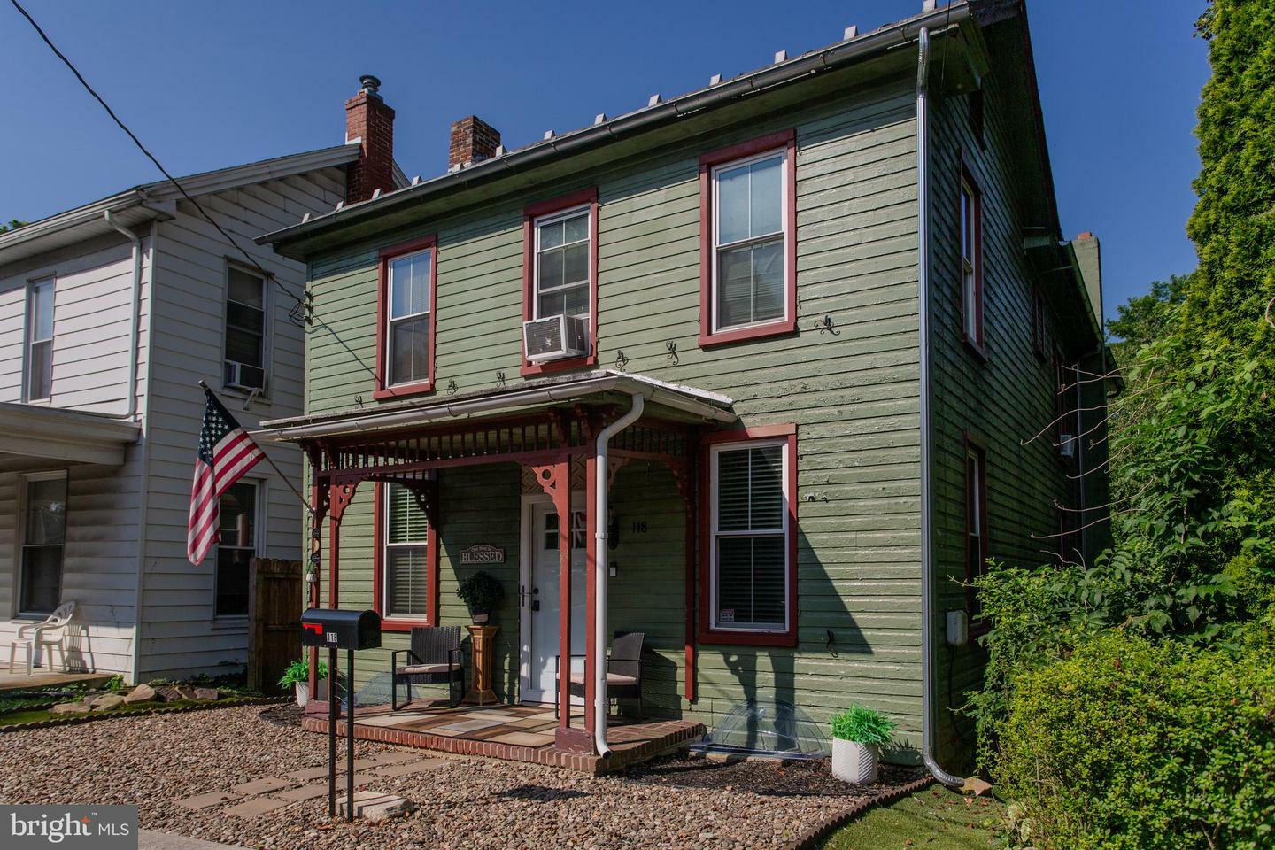 Property Photo: 118 N Prince Street PA 17257