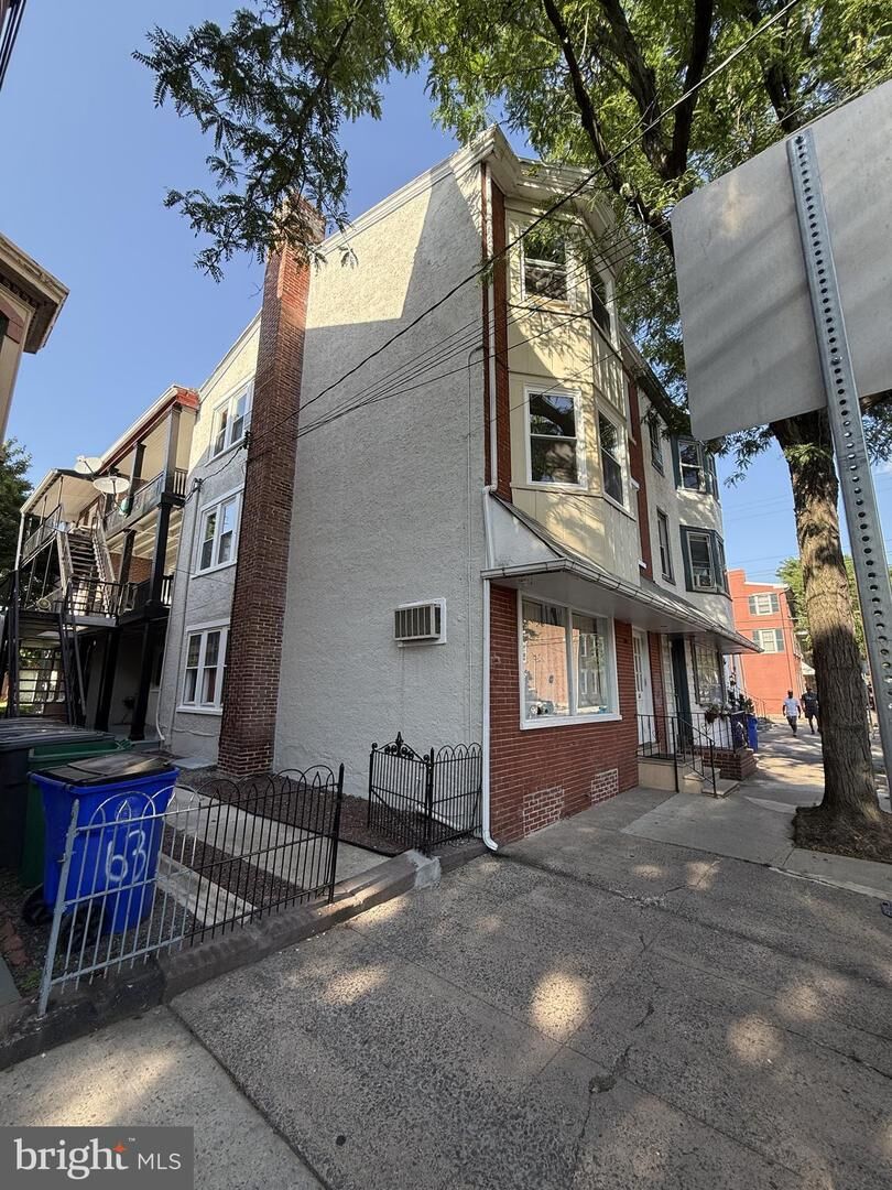 Property Photo:  63 King Street 3  PA 19464 