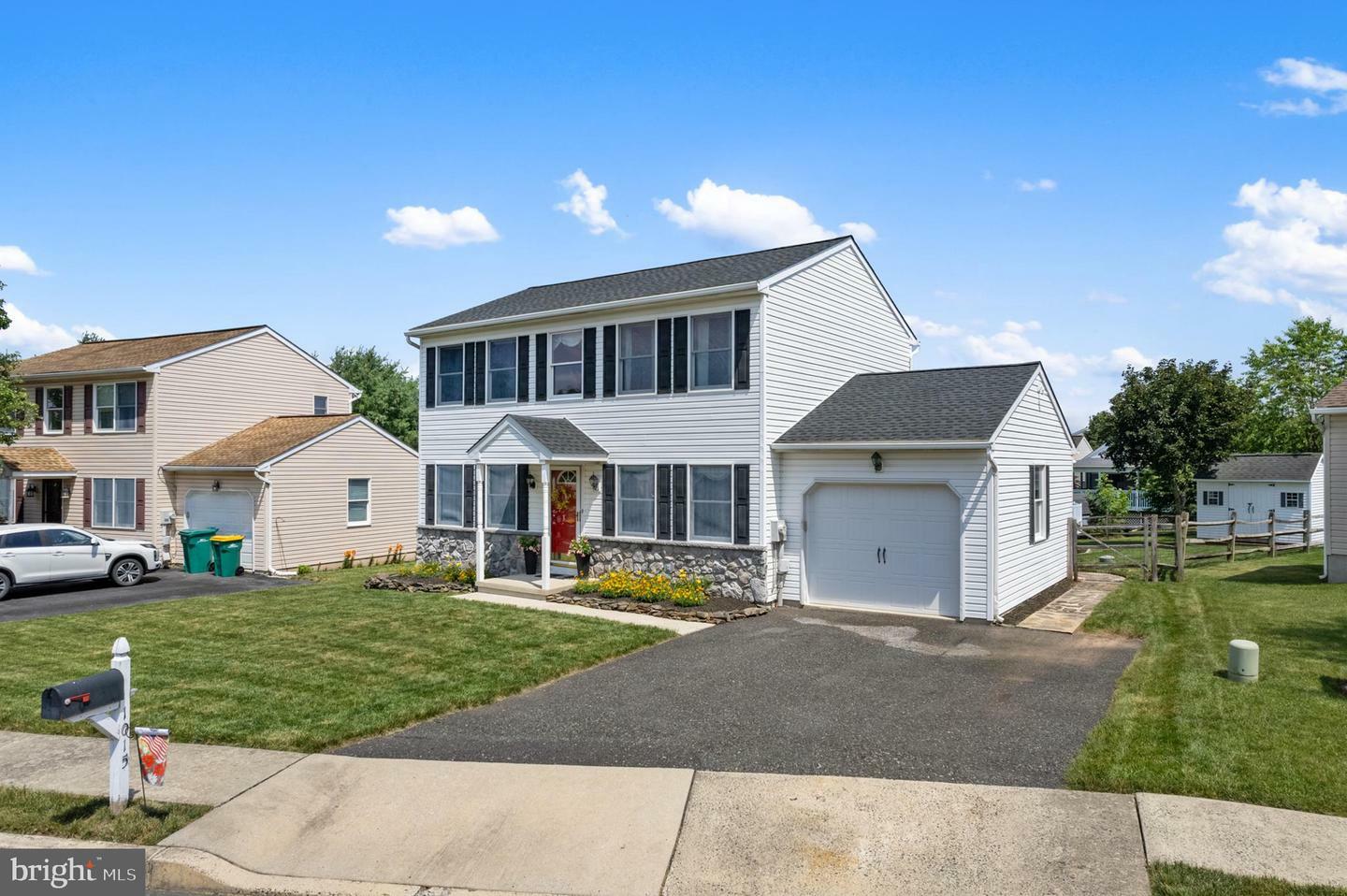 Property Photo: 1015 Jodie Court PA 18073