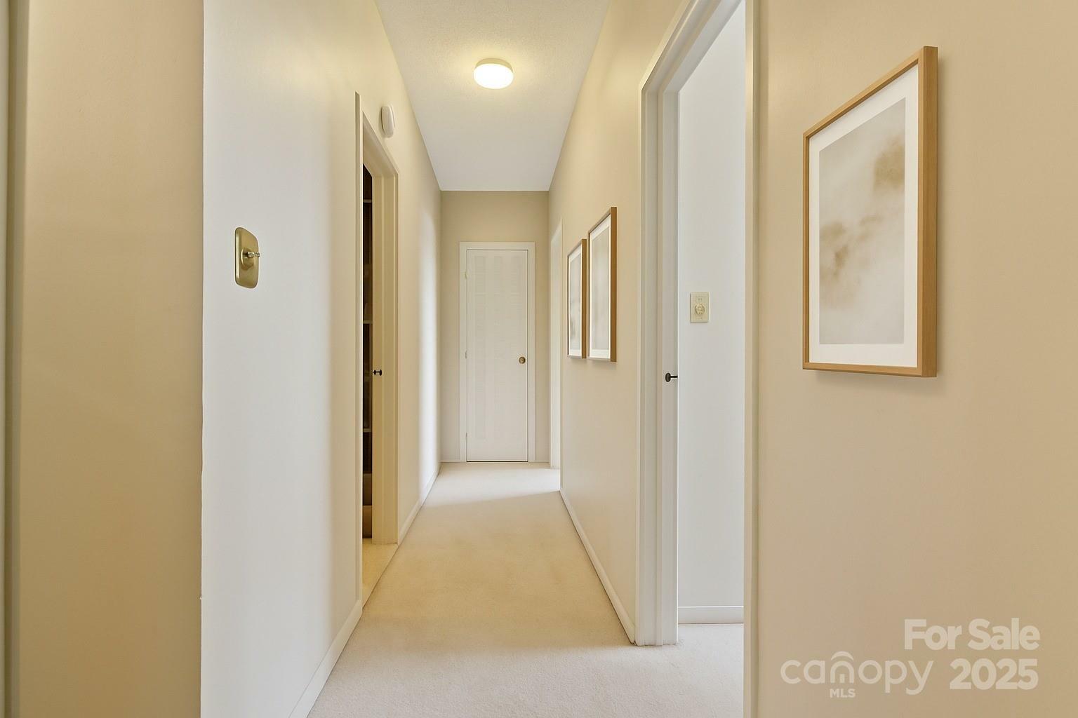 Property Photo: 1300 Reece Road 305 NC 28209