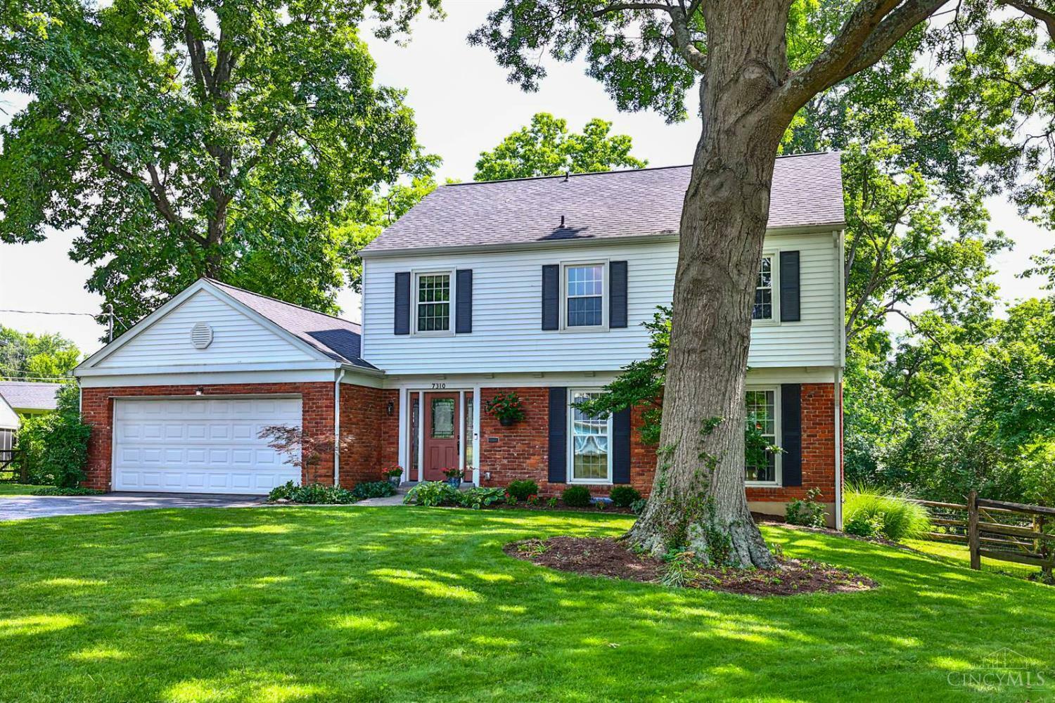 Property Photo:  7310 Dunleith Court  OH 45243 