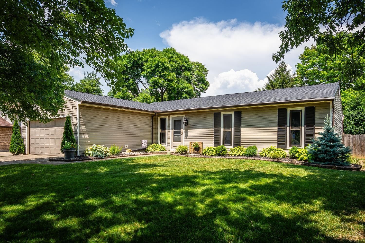 Property Photo:  6656 Wooden Shoe Drive  OH 45044 