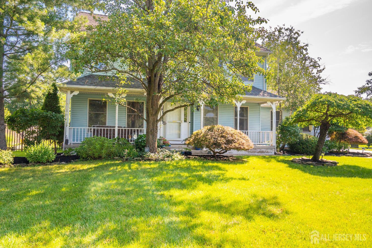Property Photo: 10 Chelsea Court NJ 08810