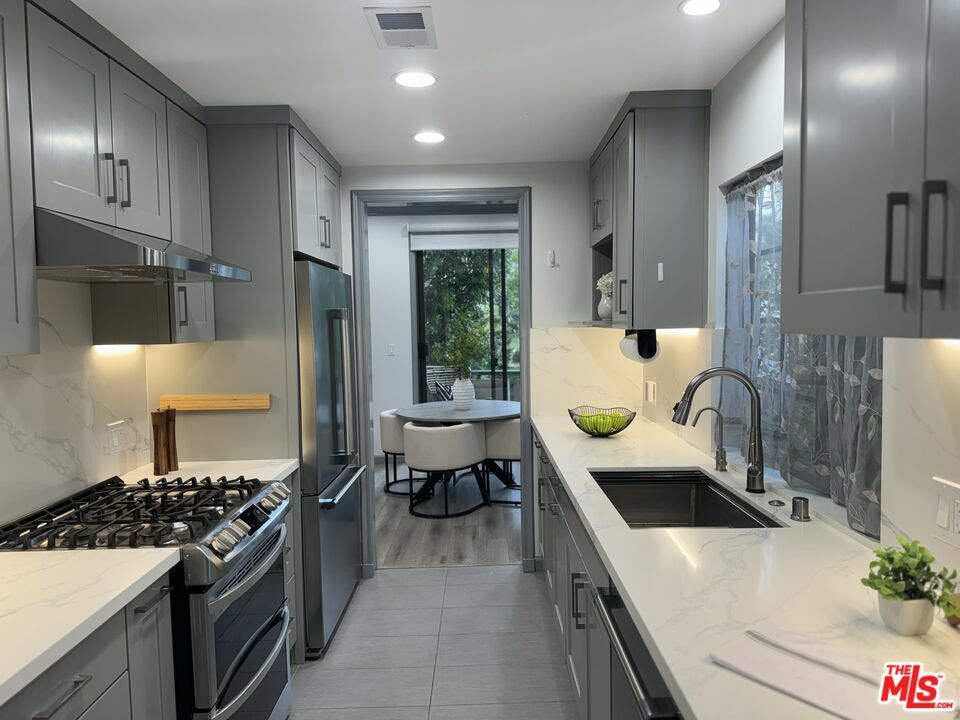 Property Photo: 10794 Wilkins Ave CA 90024