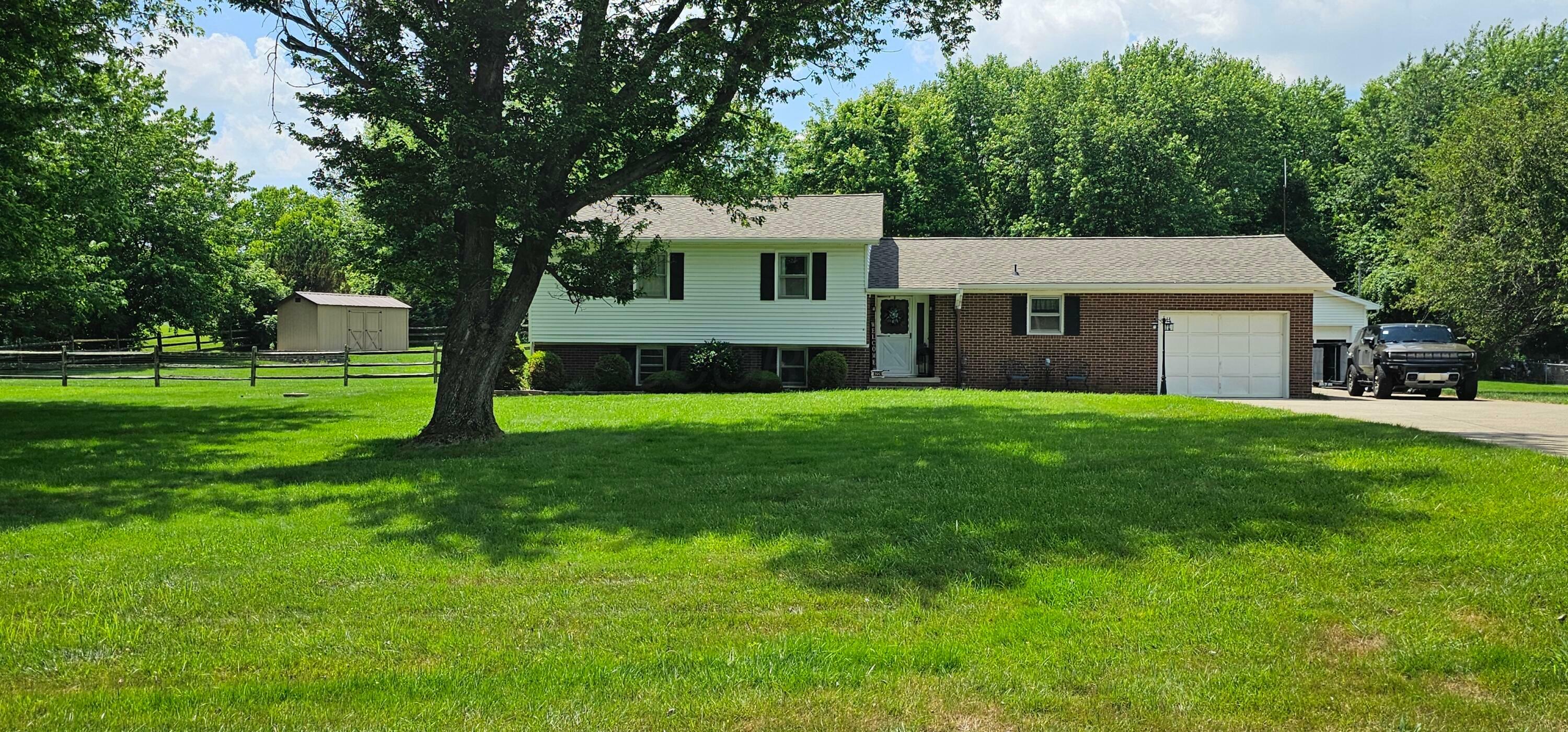 4224 Tschopp NE Road  Lancaster OH 43130 photo