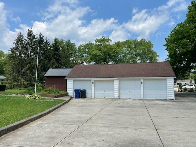 Property Photo: 584 E College Avenue OH 43081