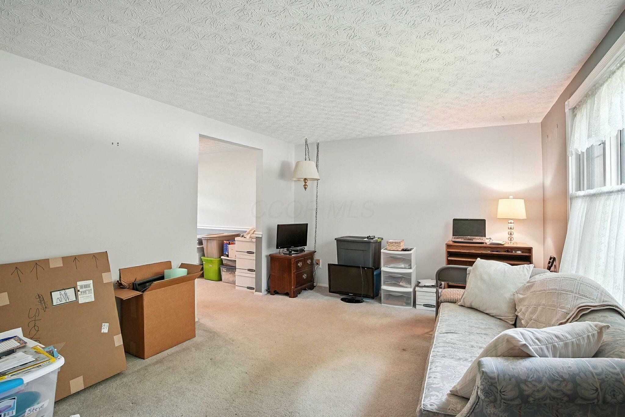Property Photo: 9898 Melody Lane OH 43147
