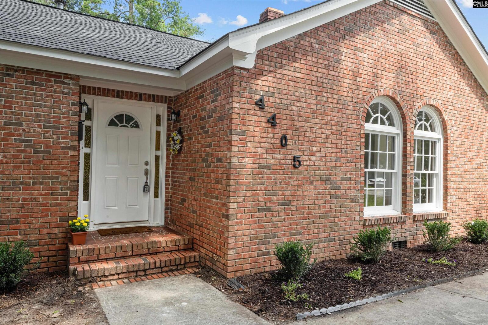 Property Photo: 4405 Palmetto SC 29203-5674