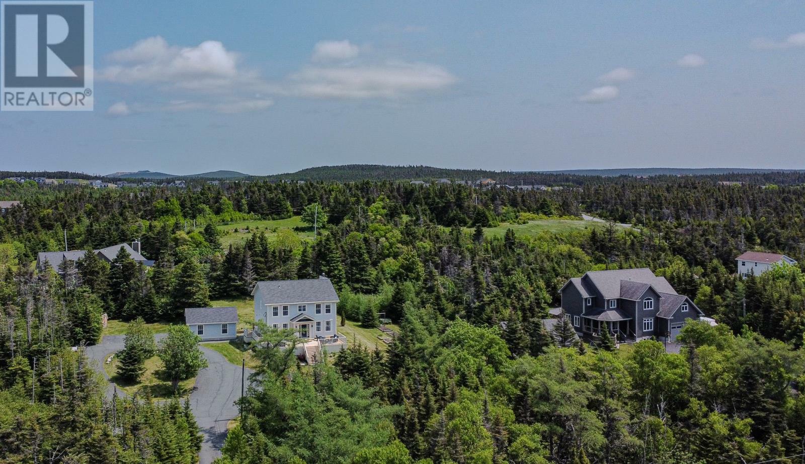 Photo de la propriété: 17 Oliver'S Pond Road NL A1M 3M4