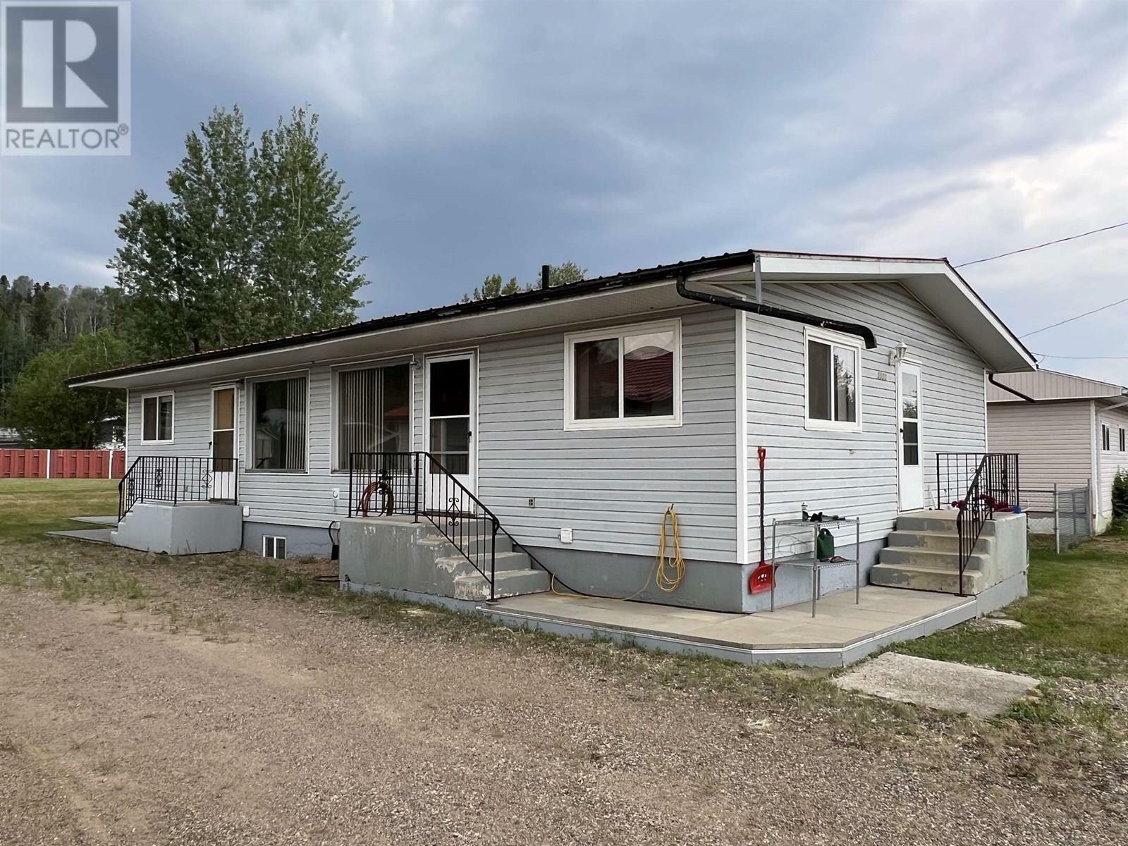Photo de la propriété: 5527 48 Street BC V0C 1R0