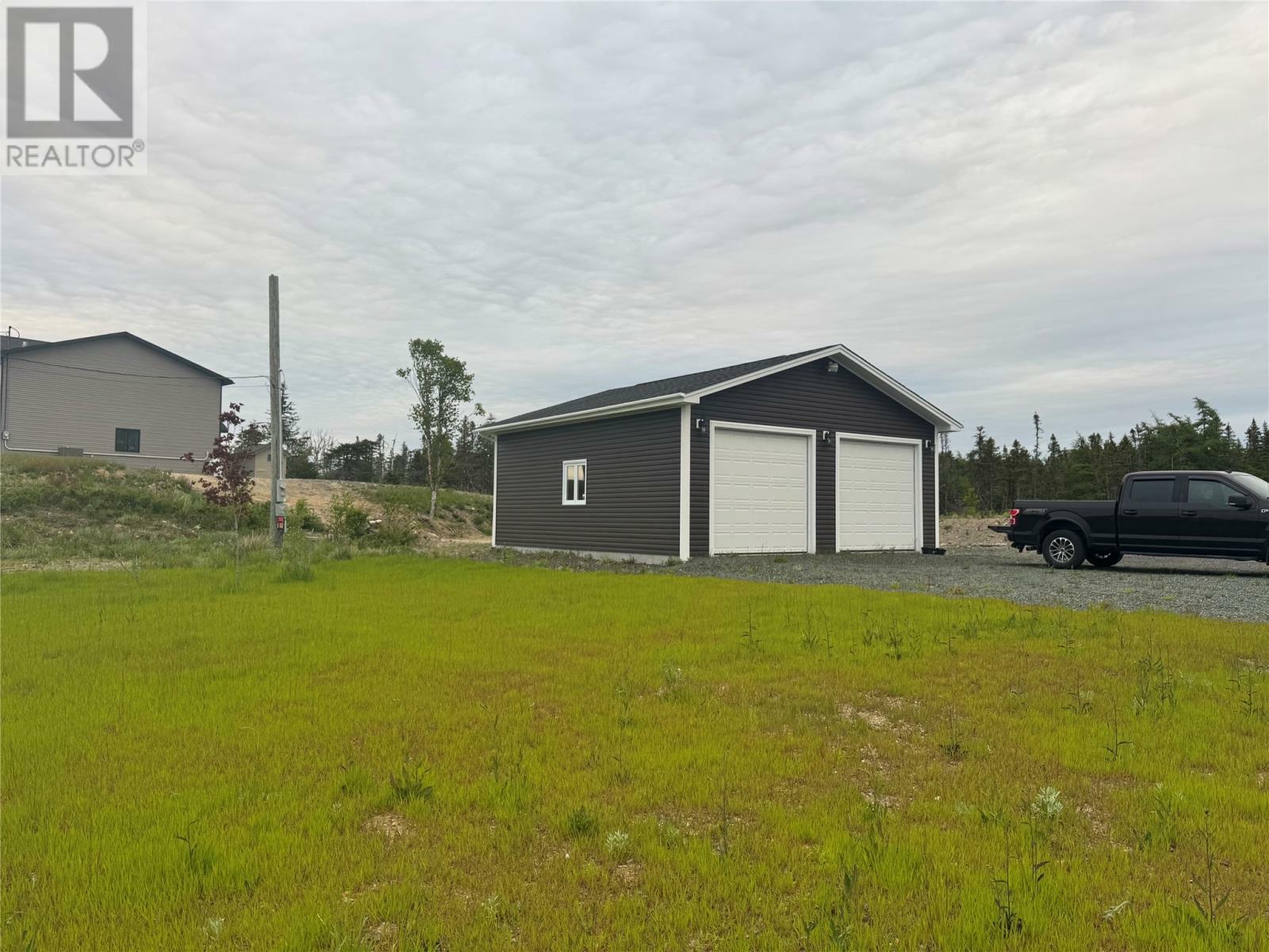 Photo de la propriété:  128 Amber Drive  NL A0B 0C2 