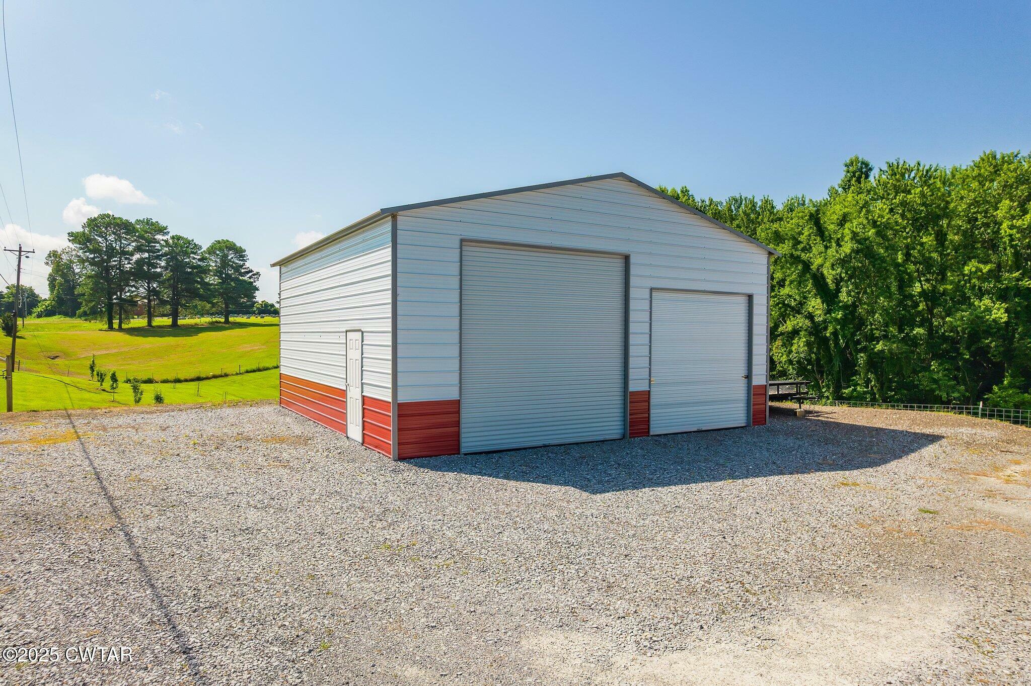 Property Photo: 317 W Hwy 22 TN 38261